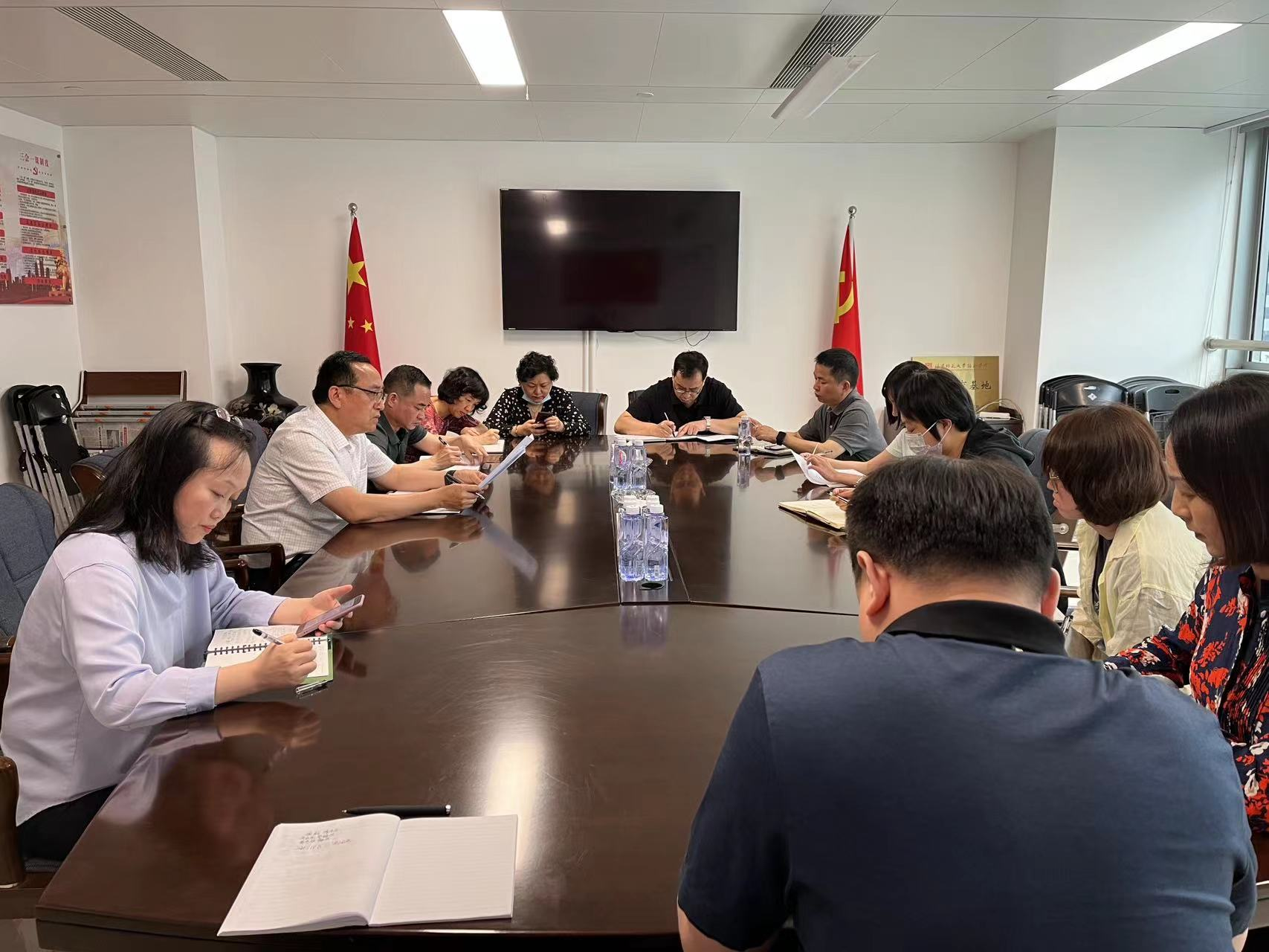榕江公司召開清理逾期賬款推進會.png